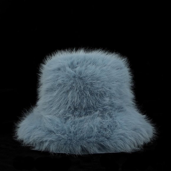OVERSIZED FLUFFY FAUX FUR BUCKET HAT - Picture 6 of 7